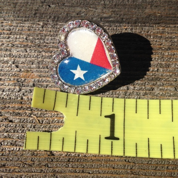 Rhinestone Texas flag charm - Picture 2 of 3